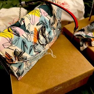 Cross body bag used 1 times. Inside red silver chain. Selling the matching shoes